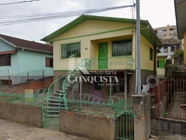 Casa / Sobrado para Venda em Caxias do Sul/RS Jardim América 8 Quartos
