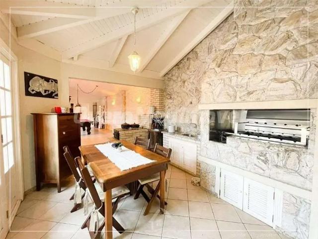 Casa / Sobrado para Venda em Caxias do Sul/RS Madureira 3 Quartos