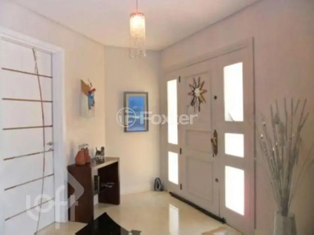 Casa / Sobrado para Venda em Caxias do Sul/RS Madureira 4 Quartos