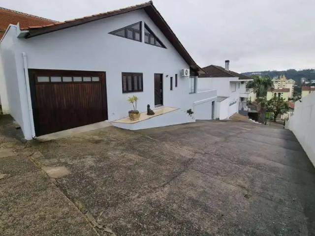 Casa / Sobrado para Venda em Caxias do Sul/RS Marechal Floriano 2 Quartos