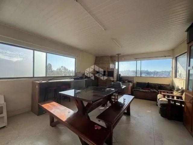 Casa / Sobrado para Venda em Caxias do Sul/RS Marechal Floriano 5 Quartos