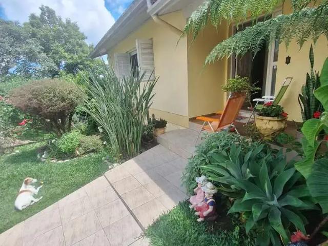 Casa / Sobrado para Venda em Caxias do Sul/RS Medianeira 5 Quartos