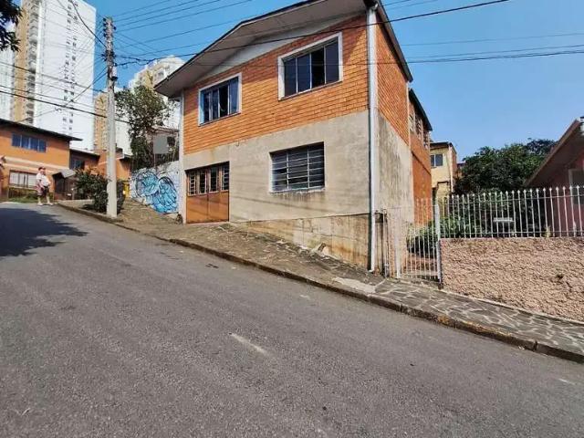 Casa / Sobrado para Venda em Caxias do Sul/RS Nossa Senhora de Lourdes 5 Quartos