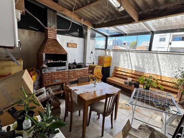Casa / Sobrado para Venda em Caxias do Sul/RS Nossa Senhora do Rosário 2 Quartos