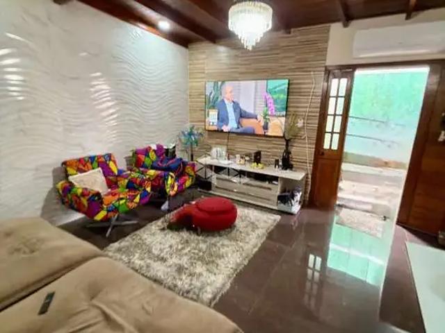 Casa / Sobrado para Venda em Caxias do Sul/RS São Caetano 3 Quartos