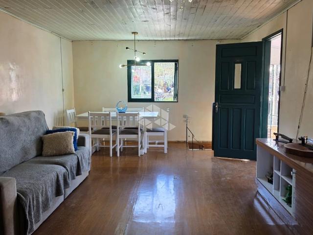 Casa / Sobrado para Venda em Caxias do Sul/RS São Giácomo 5 Quartos