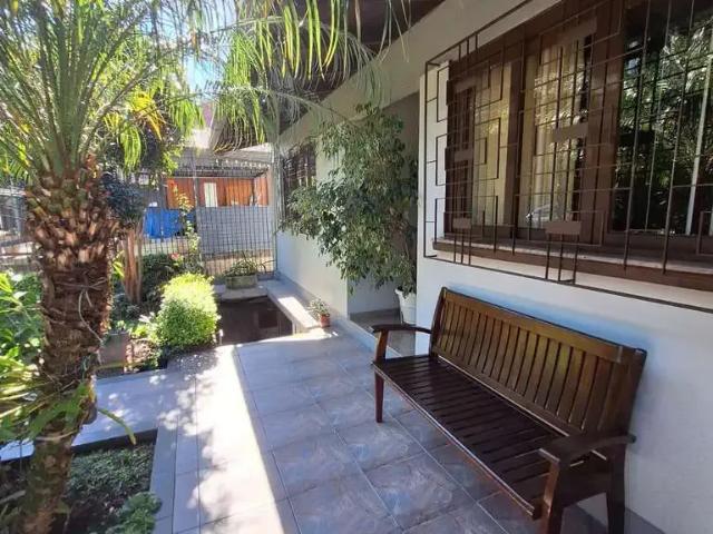 Casa / Sobrado para Venda em Caxias do Sul/RS São José 5 Quartos