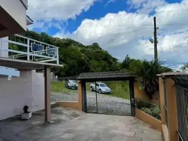Casa / Sobrado para Venda em Caxias do Sul/RS São Luiz 4 Quartos