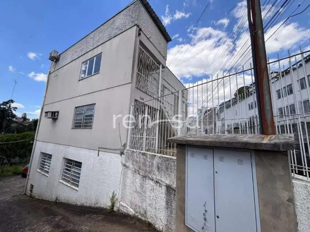 Casa / Sobrado para Venda em Caxias do Sul/RS São Leopoldo 6 Quartos