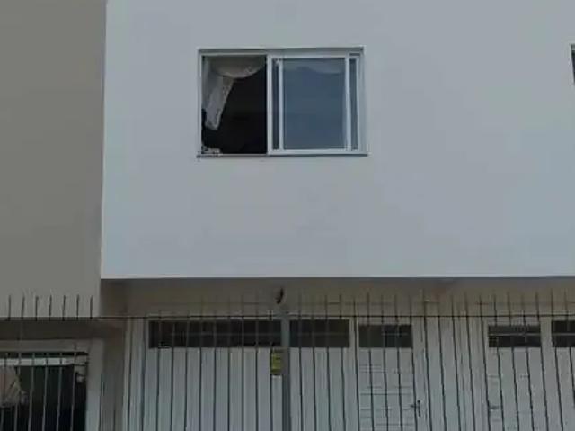 Casa / Sobrado para Venda em Caxias do Sul/RS São Victor COHAB 2 Quartos