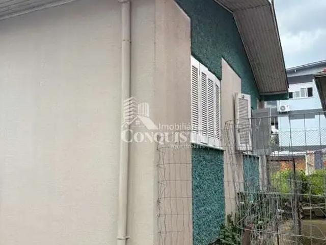 Casa / Sobrado para Venda em Caxias do Sul/RS Sagrada Família 6 Quartos