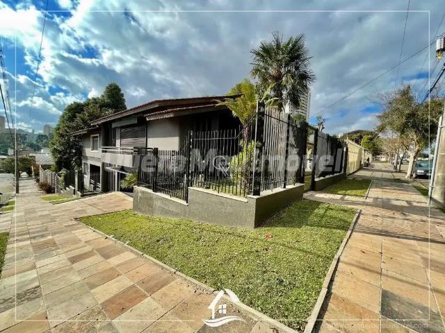 Casa / Sobrado para Venda em Caxias do Sul/RS Santa Catarina 4 Quartos