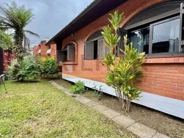 Casa / Sobrado para Venda em Caxias do Sul/RS Santa Catarina 4 Quartos