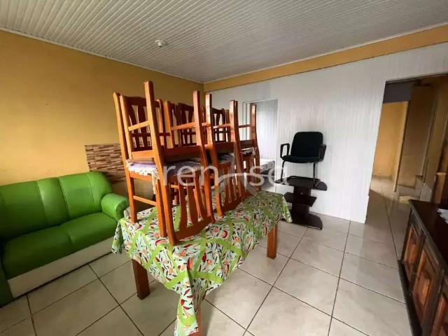 Casa / Sobrado para Venda em Caxias do Sul/RS Santa Fé 4 Quartos