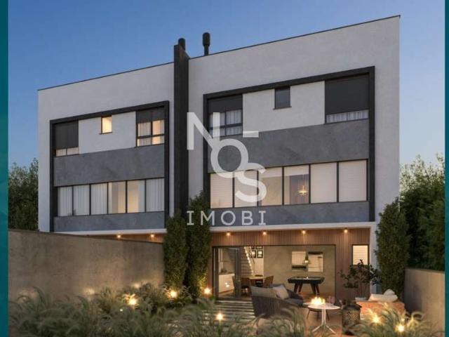 Casa / Sobrado para Venda em Caxias do Sul/RS Panazzolo 3 Quartos