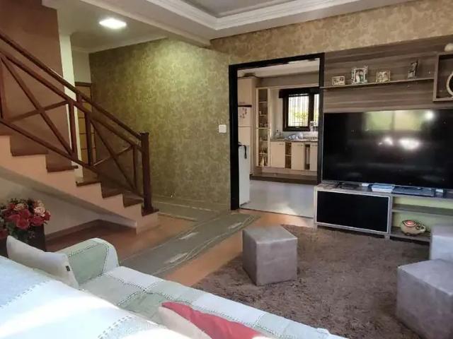 Casa / Sobrado para Venda em Caxias do Sul/RS Panazzolo 3 Quartos