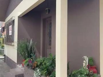 Casa / Sobrado para Venda em Caxias do Sul/RS Panazzolo 4 Quartos
