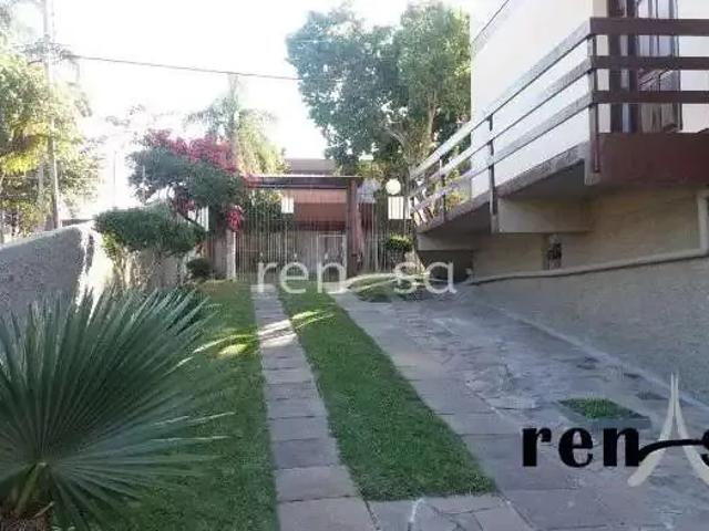 Casa / Sobrado para Venda em Caxias do Sul/RS Petrópolis 5 Quartos