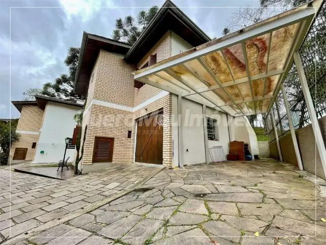 Casa / Sobrado para Venda em Caxias do Sul/RS Petrópolis 3 Quartos