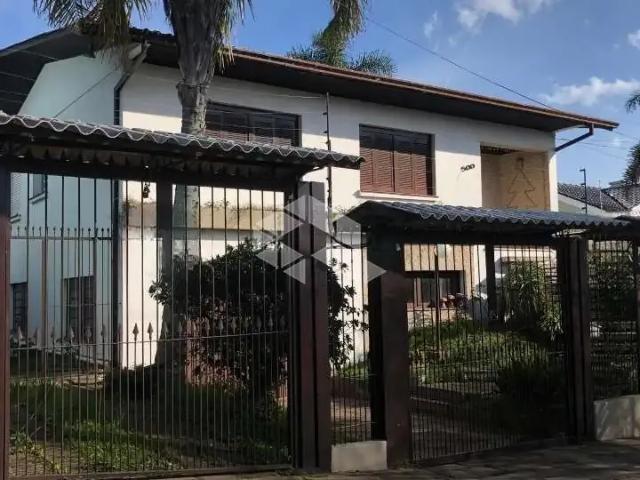 Casa / Sobrado para Venda em Caxias do Sul/RS Petrópolis 3 Quartos