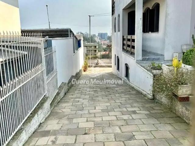 Casa / Sobrado para Venda em Caxias do Sul/RS Rio Branco 4 Quartos