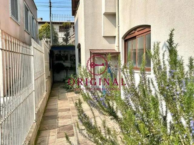 Casa / Sobrado para Venda em Caxias do Sul/RS Rio Branco 4 Quartos