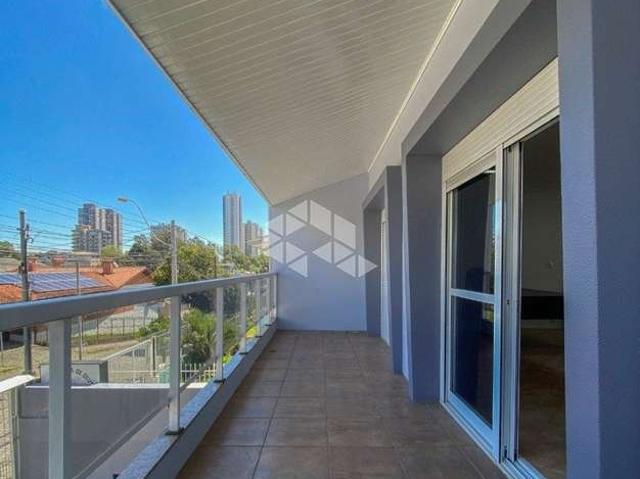 Casa / Sobrado para Venda em Caxias do Sul/RS Universitário 3 Quartos
