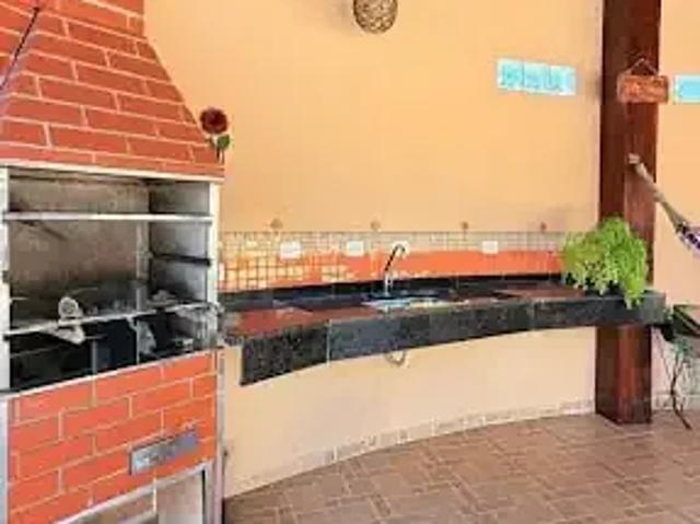 Casa / Sobrado para Venda em Cerqueira César/SP Jardim Tropical 3 Quartos