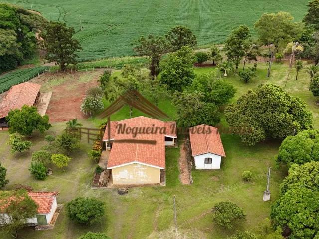 Casa / Sobrado para Venda em Cesário Lange/SP Área Rural de Cesário Lange 4 Quartos