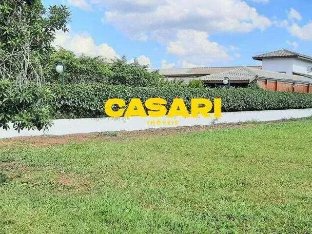Casa / Sobrado para Venda em Cesário Lange/SP Torninos 4 Quartos