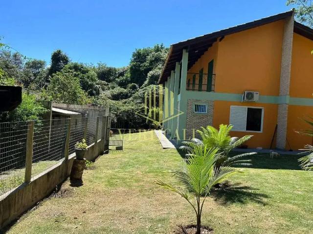 Casa / Sobrado para Venda em Chapada dos Guimarães/MT Zona Rural 5 Quartos