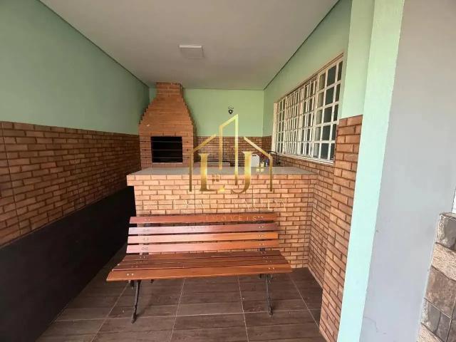 Casa / Sobrado para Venda em Chapada dos Guimarães/MT Bom Clima 3 Quartos