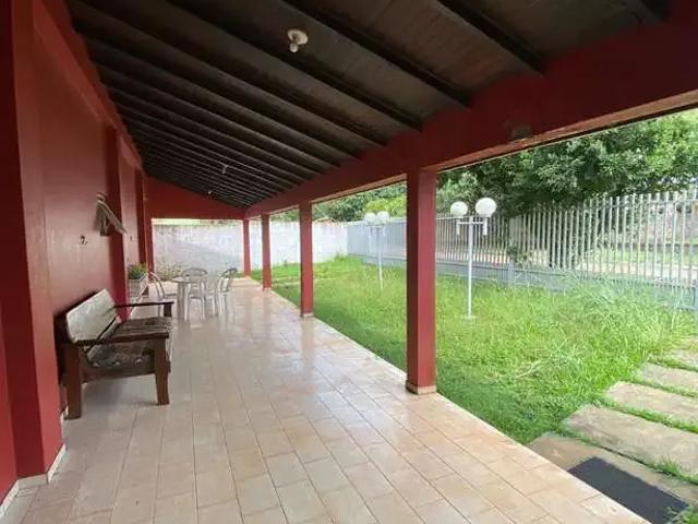 Casa / Sobrado para Venda em Chapada dos Guimarães/MT Bom Clima 3 Quartos