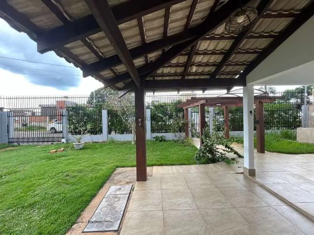 Casa / Sobrado para Venda em Chapada dos Guimarães/MT Bom Clima 3 Quartos