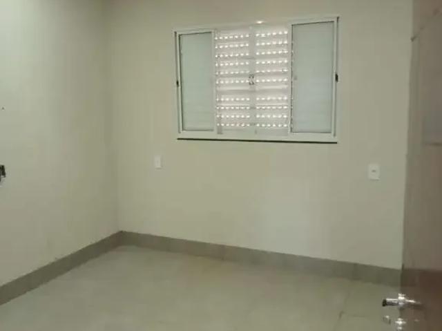 Casa / Sobrado para Venda em Chapada dos Guimarães/MT Bom Clima 4 Quartos