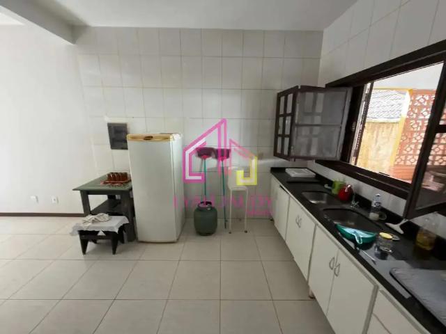 Casa / Sobrado para Venda em Chapada dos Guimarães/MT Centro 4 Quartos