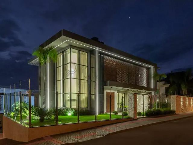 Casa / Sobrado para Venda em Chapecó/SC Jardim Europa 5 Quartos