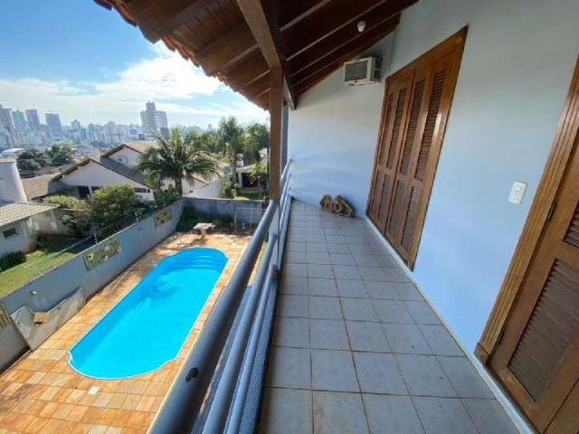 Casa / Sobrado para Venda em Chapecó/SC Maria Goretti 3 Quartos