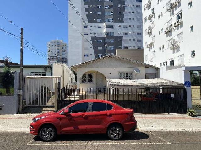 Casa / Sobrado para Venda em Chapecó/SC Maria Goretti 3 Quartos