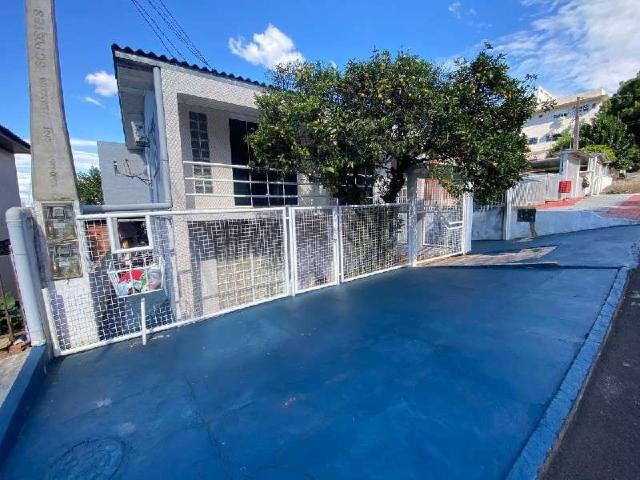 Casa / Sobrado para Venda em Chapecó/SC São Cristóvão 2 Quartos