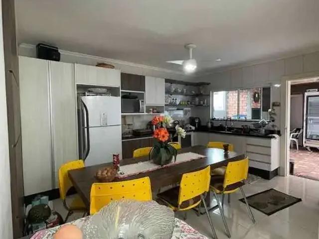 Casa / Sobrado para Venda em Chapecó/SC Passo dos Fortes 3 Quartos