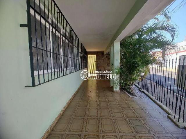 Casa / Sobrado para Venda em Charqueada/SP Centro 3 Quartos