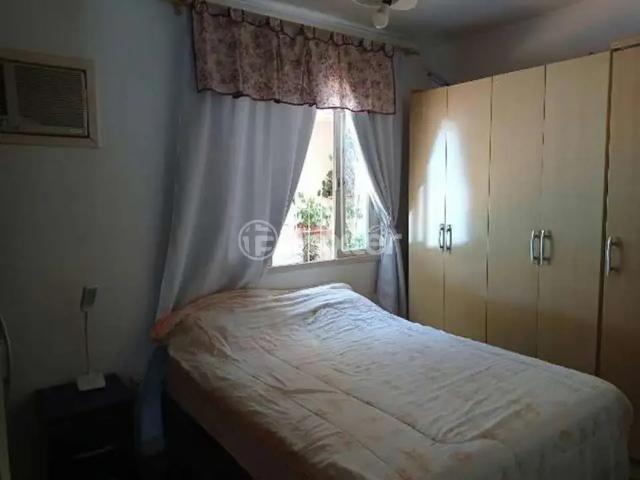 Casa / Sobrado para Venda em Charqueadas/RS Centro 3 Quartos