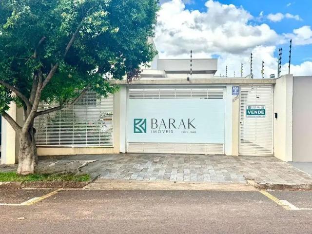 Casa / Sobrado para Venda em Cianorte/PR Zona 02 3 Quartos
