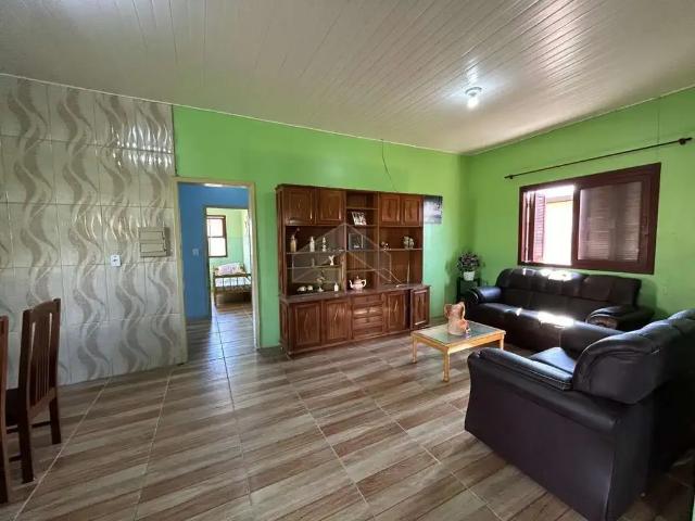 Casa / Sobrado para Venda em Cidreira/RS Nazaré 4 Quartos