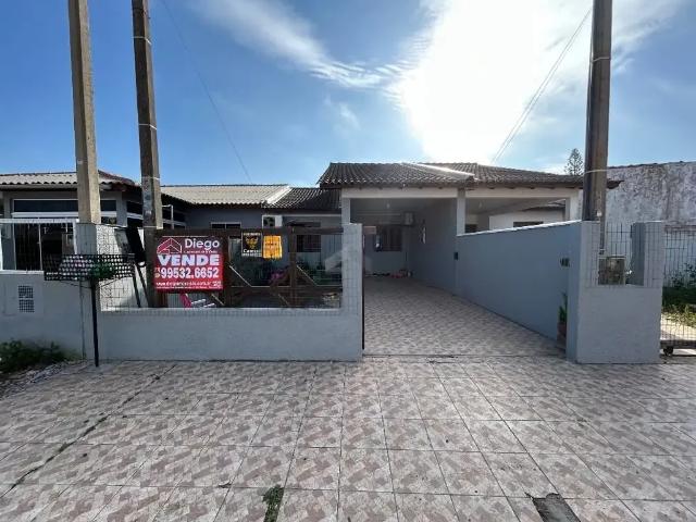 Casa / Sobrado para Venda em Cidreira/RS Nazaré 2 Quartos