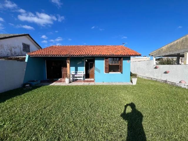 Casa / Sobrado para Venda em Cidreira/RS Nazaré 2 Quartos