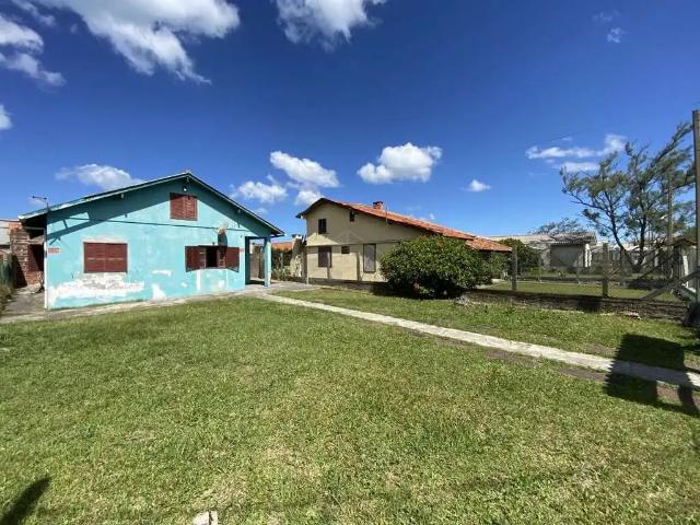 Casa / Sobrado para Venda em Cidreira/RS Nazaré 3 Quartos