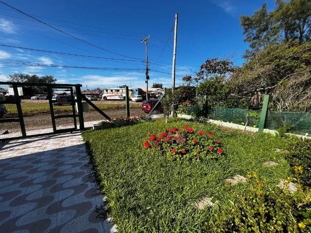 Casa / Sobrado para Venda em Cidreira/RS Nazaré 3 Quartos