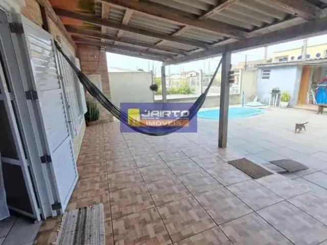 Casa / Sobrado para Venda em Cidreira/RS Centro 4 Quartos